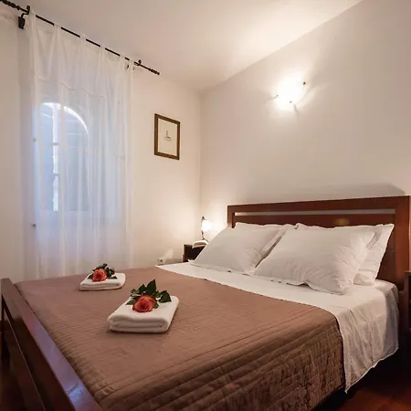 Apartment Sv. Petar Trogir