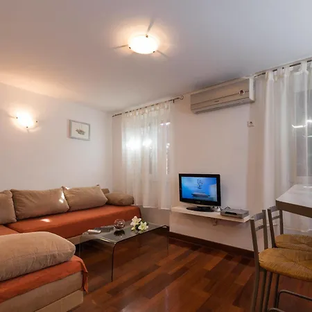 Apartment Sv. Petar Trogir