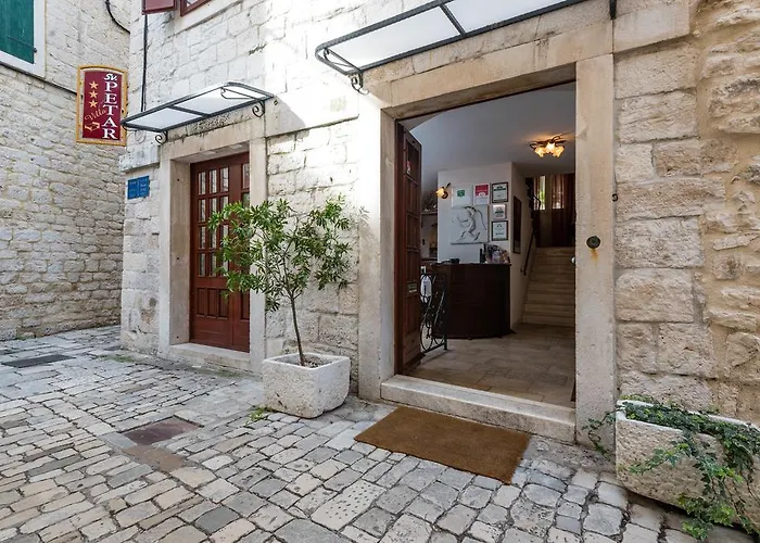 Sv. Petar Trogir