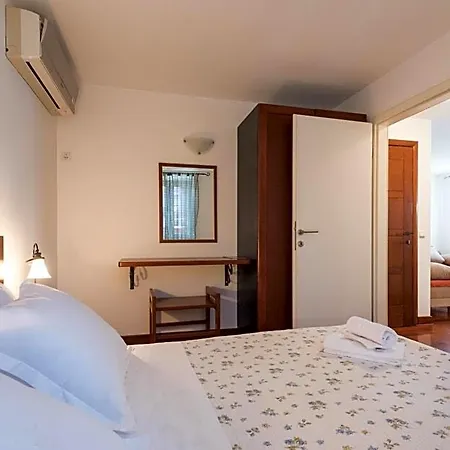 Apartment Sv. Petar Trogir